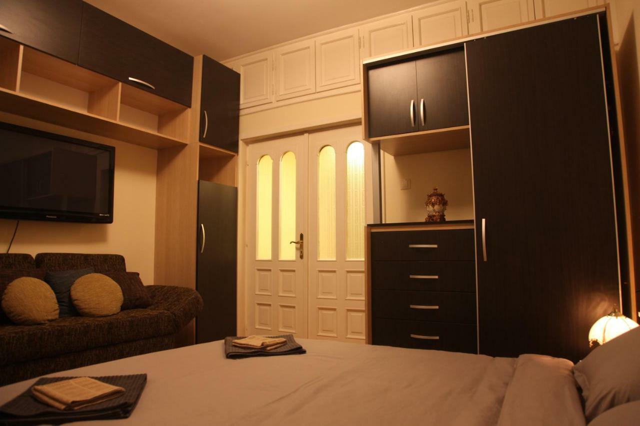 Apartment No 5 普里什蒂纳 外观 照片