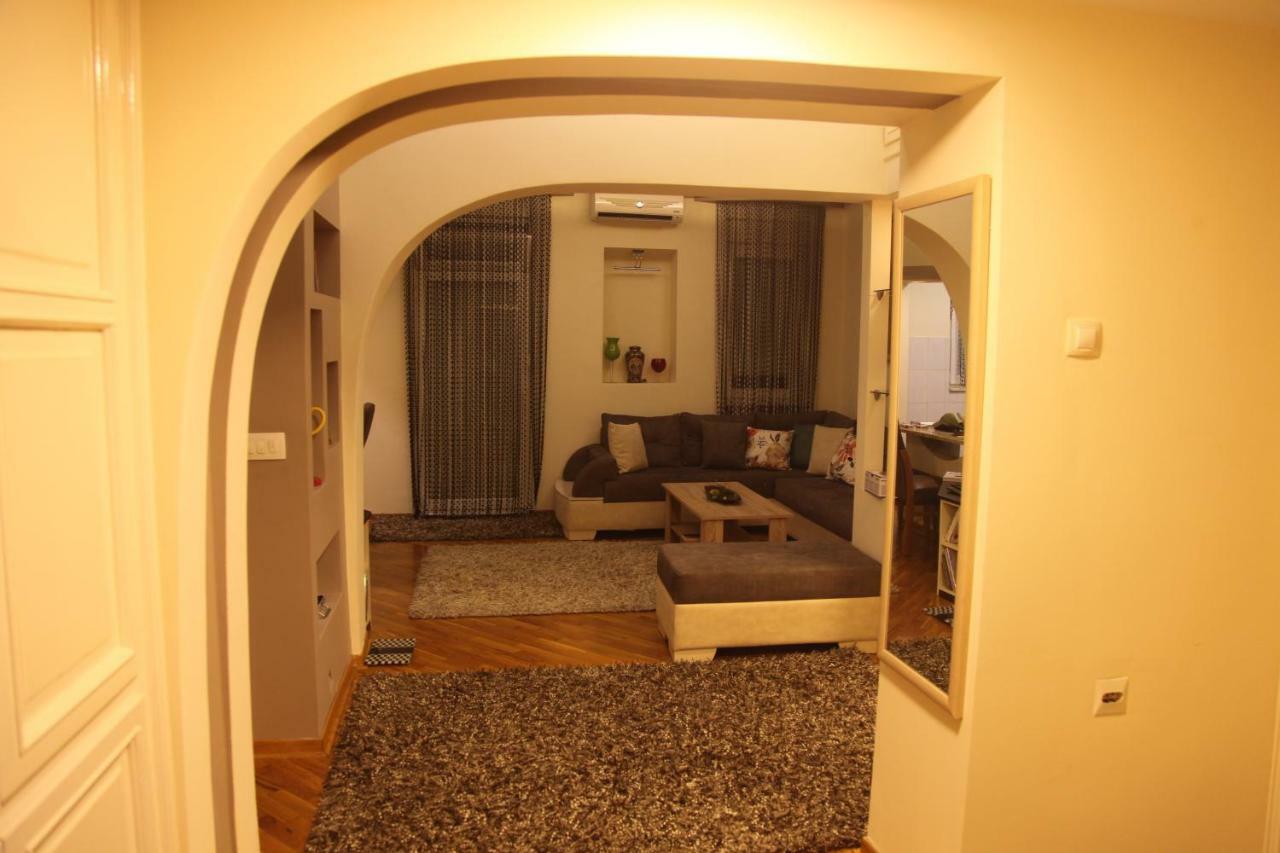 Apartment No 5 普里什蒂纳 外观 照片
